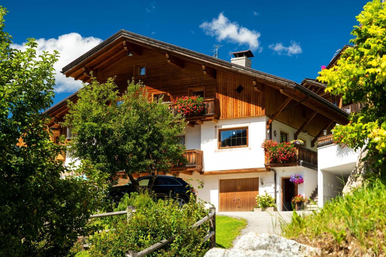 Ciasa Odlana Apartment San Cassiano  Exterior photo